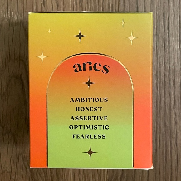 Coal & Canary Astrology Collection Aries Maple Walnut Fudge Wood Wick Candle - Picture 5 of 5